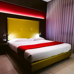 *** Hotel Calaluna Italie