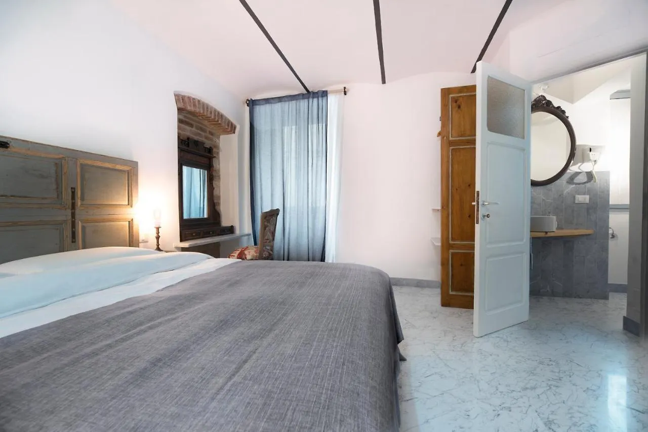 Carrara Bella Bed & Breakfast