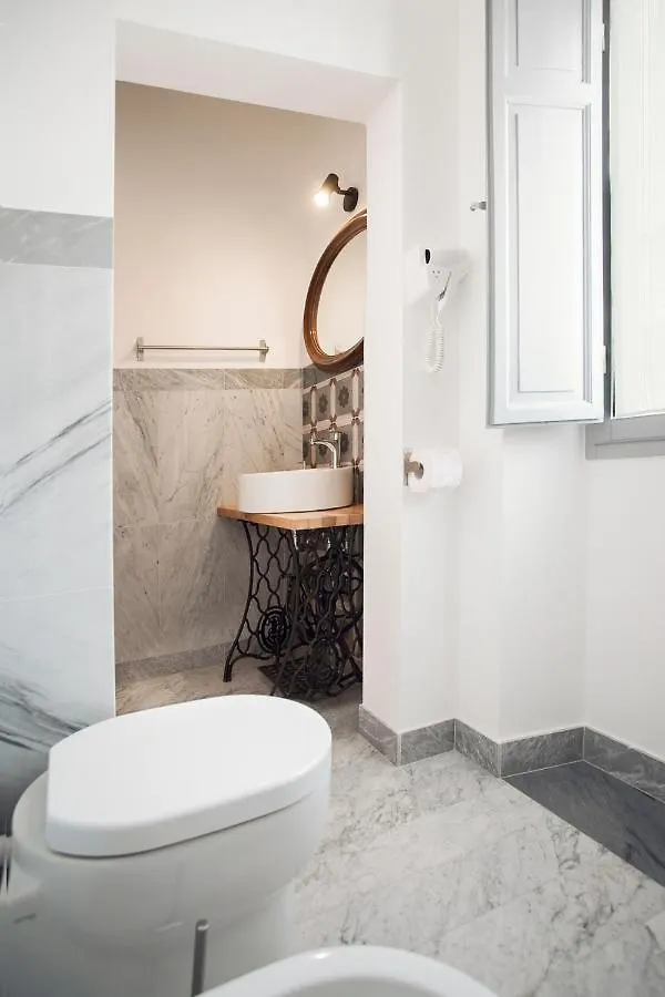 Carrara Bella Bed & Breakfast Italy